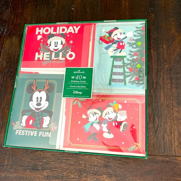 HALLMARK DISNEY HOLIDAY GREETING CARDS 40 CT.πβ€οΈπ - Picture 3 of 11